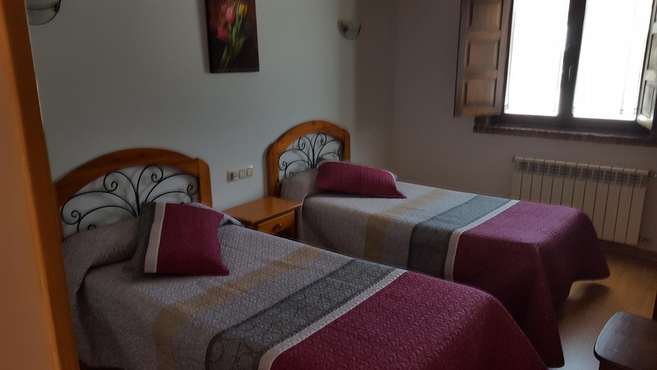 Hotel Restaurante La Parra ลาฟรานกา ภายนอก รูปภาพ